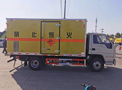 长春爆破器材运输车技术升级与安全合规新趋势